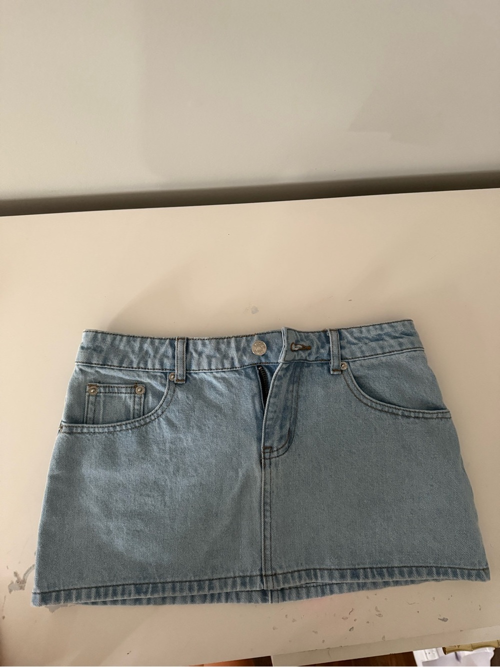 Edikted Light Blue Denim Mini Skirt - Classic Casual Style